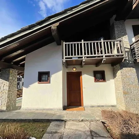 Ferienhaus Splendido Con Giardino Vista Monte Bianco