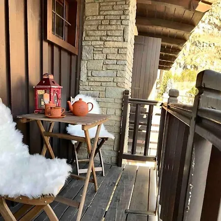 2br 2ba Terrace, Amazing View & Parking Nyaraló *