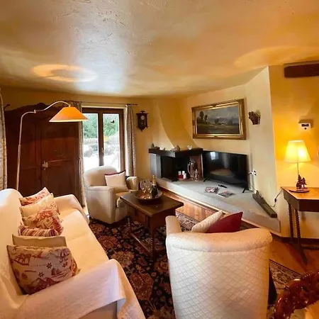 Ferienhaus Splendido Con Giardino Vista Monte Bianco Courmayeur