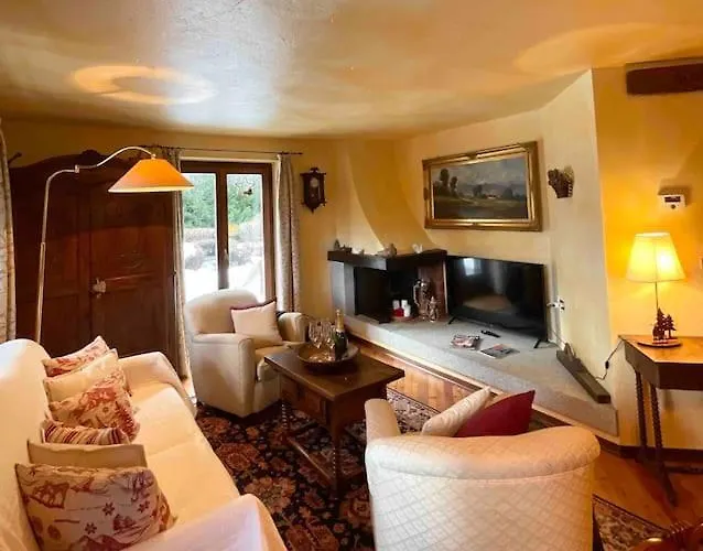 Nyaraló 2br 2ba Terrace, Amazing View & Parking Courmayeur