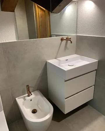 Holiday home Splendido Con Giardino Vista Monte Bianco *