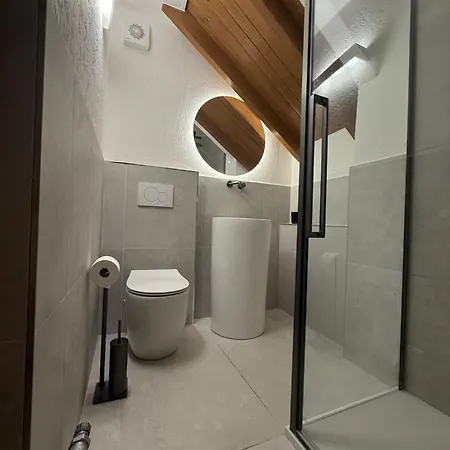 2br 2ba Terrace, Amazing View & Parking Feriehus